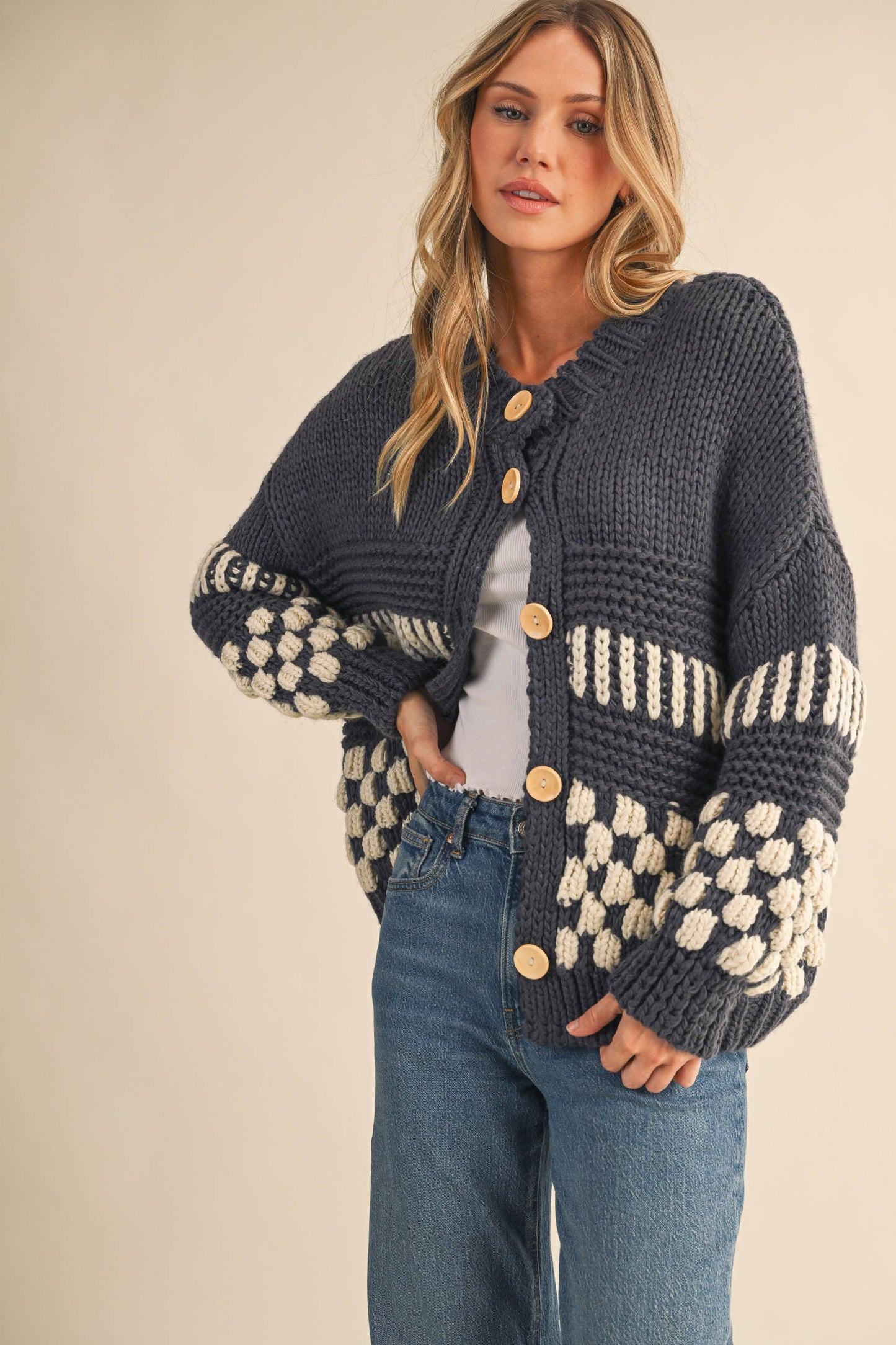 checkered pattern chunky knit cardigan