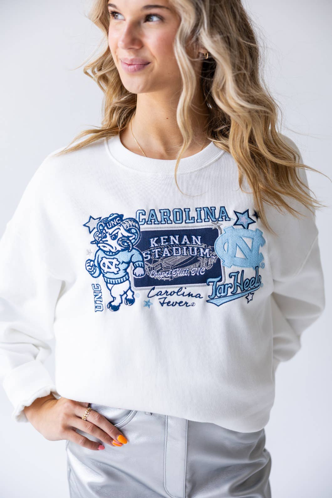 North Carolina | Layer Patch Lantern Sleeve Crew Sweatshirt