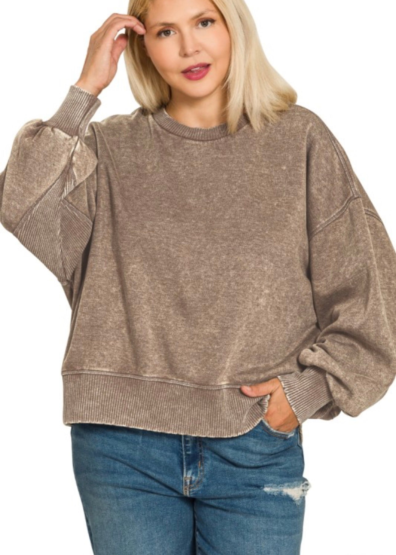 Curvy acid wash pullover