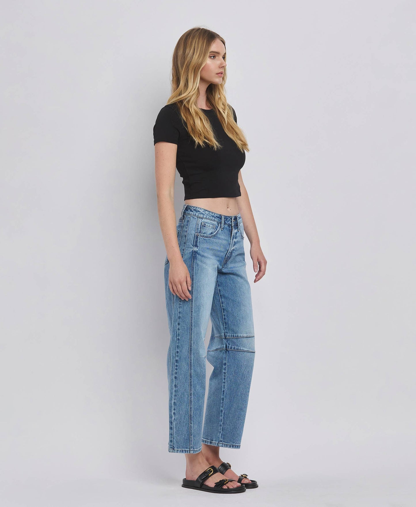 HIGH RISE DART STRUCTURED FIT BARREL LEG JEANS
