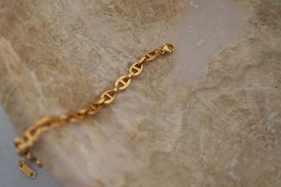 Mia Bracelet