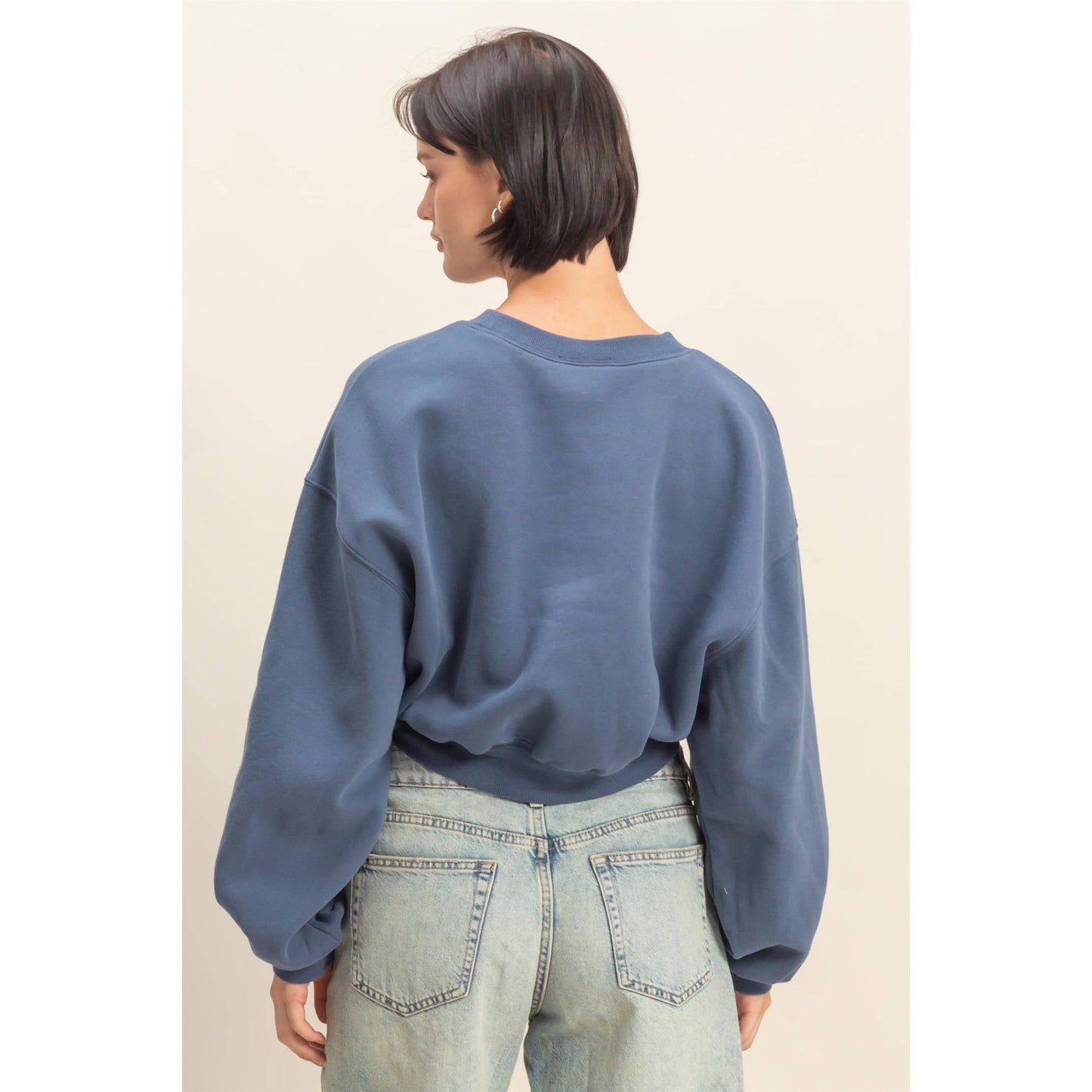 every day long sleeve cropped sweatshirt