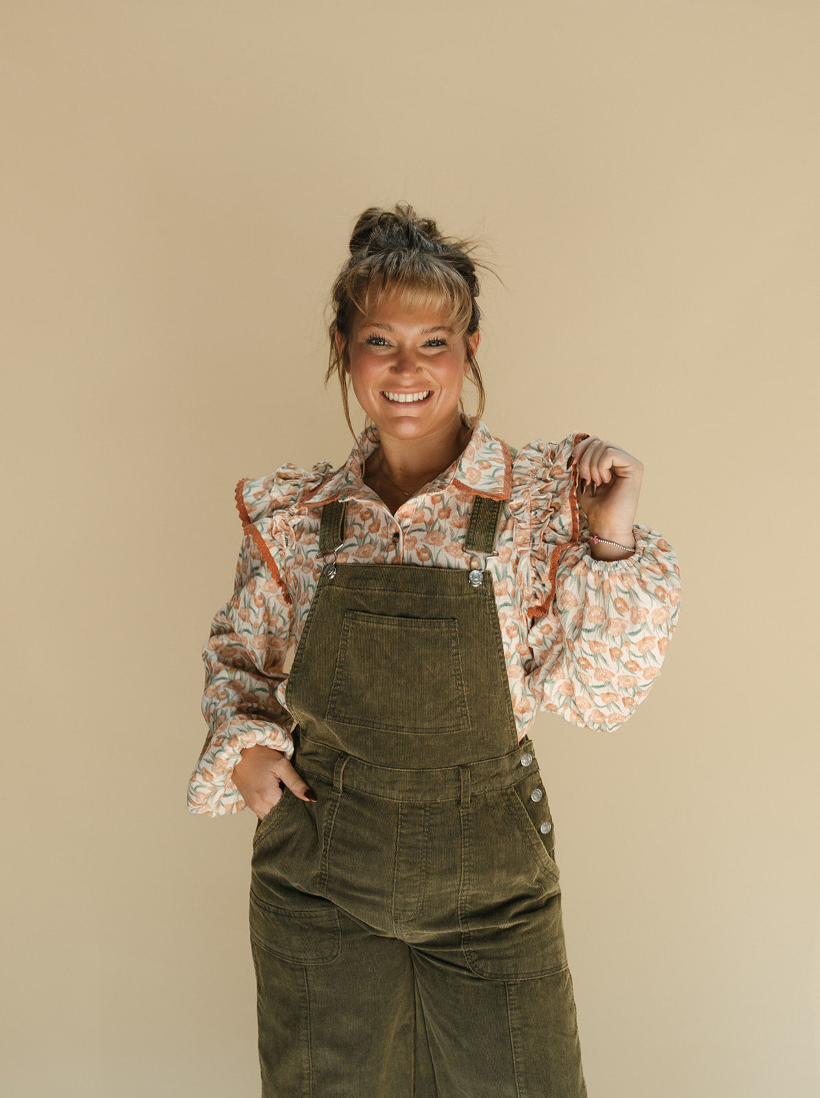 Floral print ruffled blouse