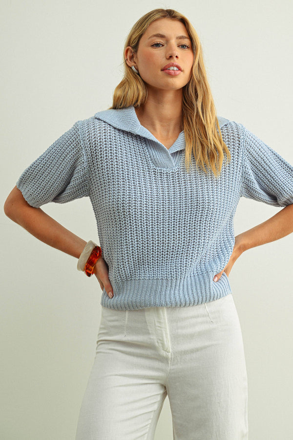 COLLARED SHORT SLEEVE KNITTED TOP
