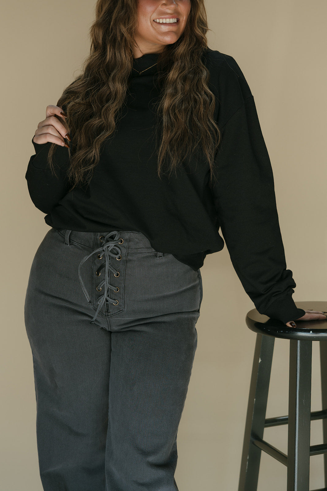 lace-up front detail stretched pants