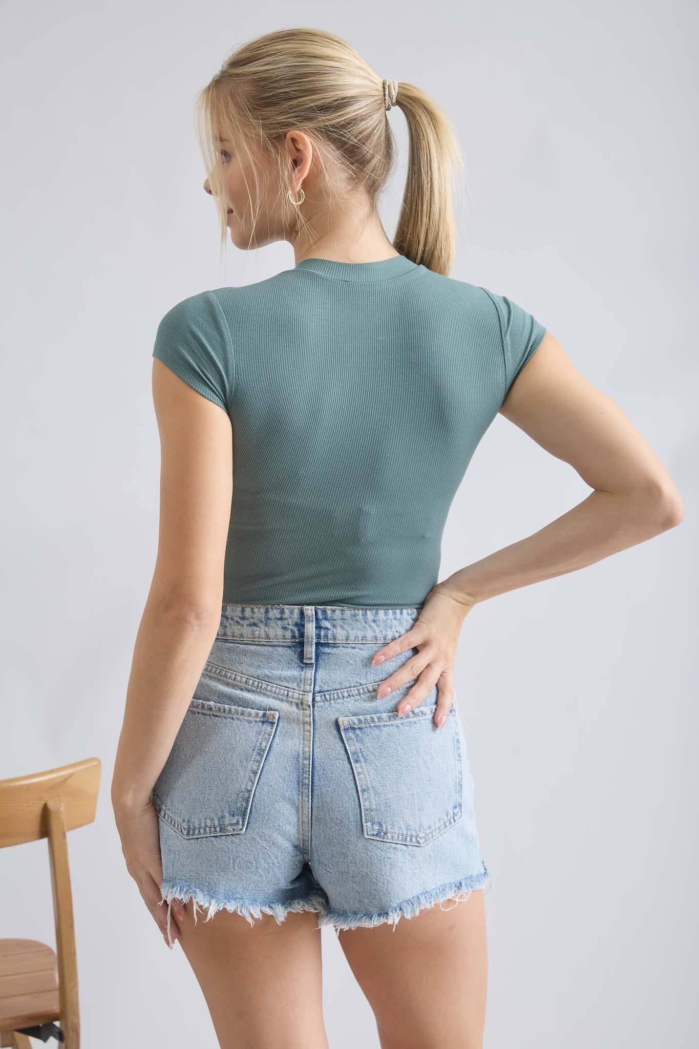 Round Neck Short Sleeve Knit Bodysuit