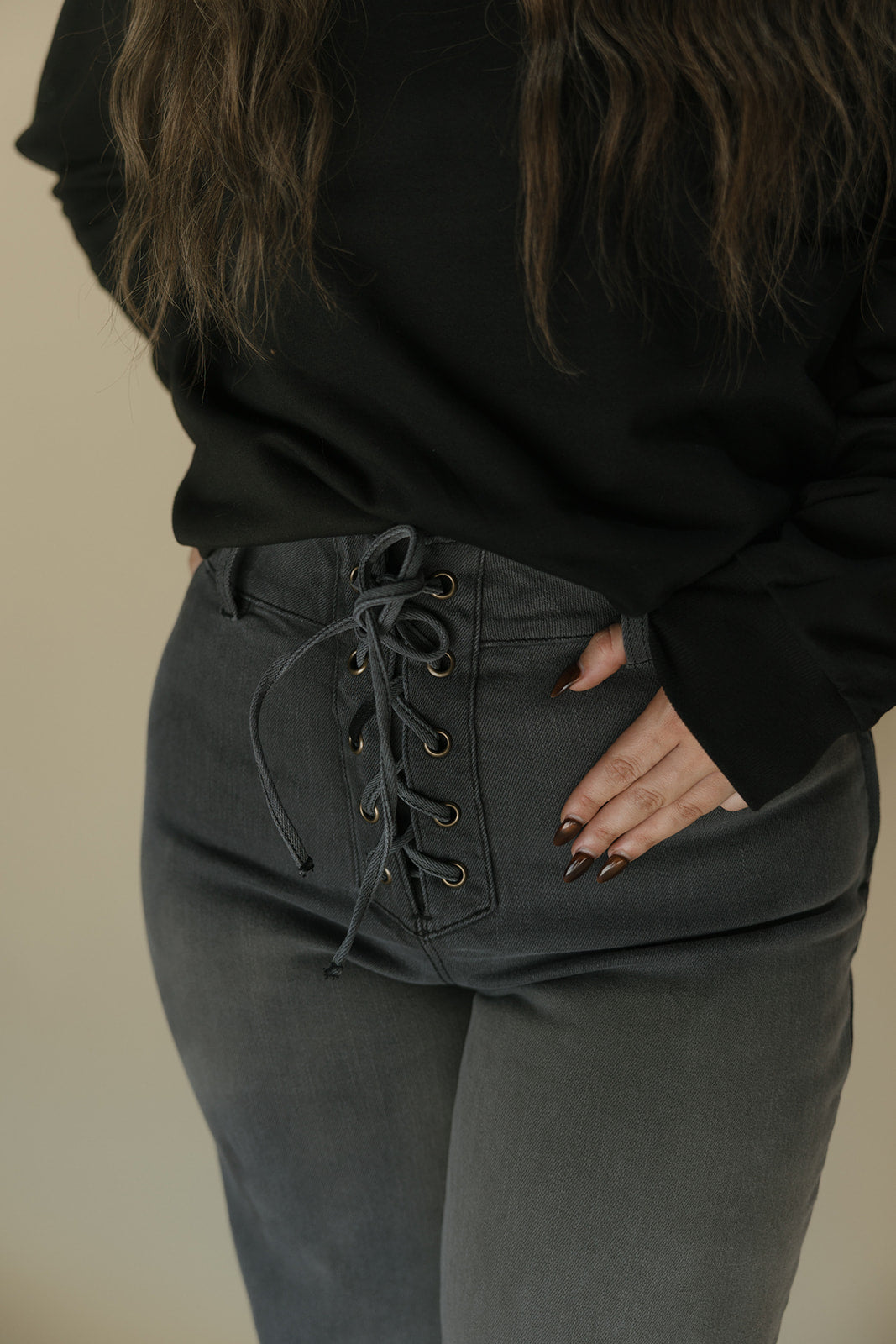 lace-up front detail stretched pants