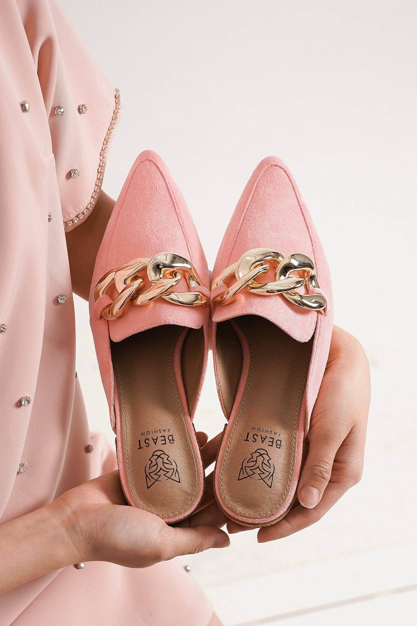 Chain Detail Mules