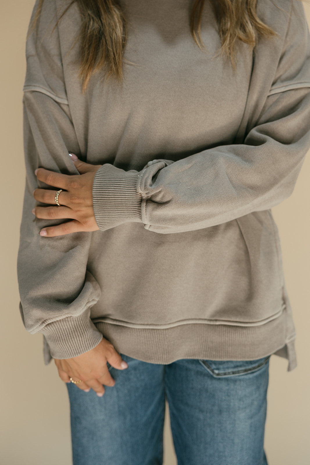Hi-low pullover