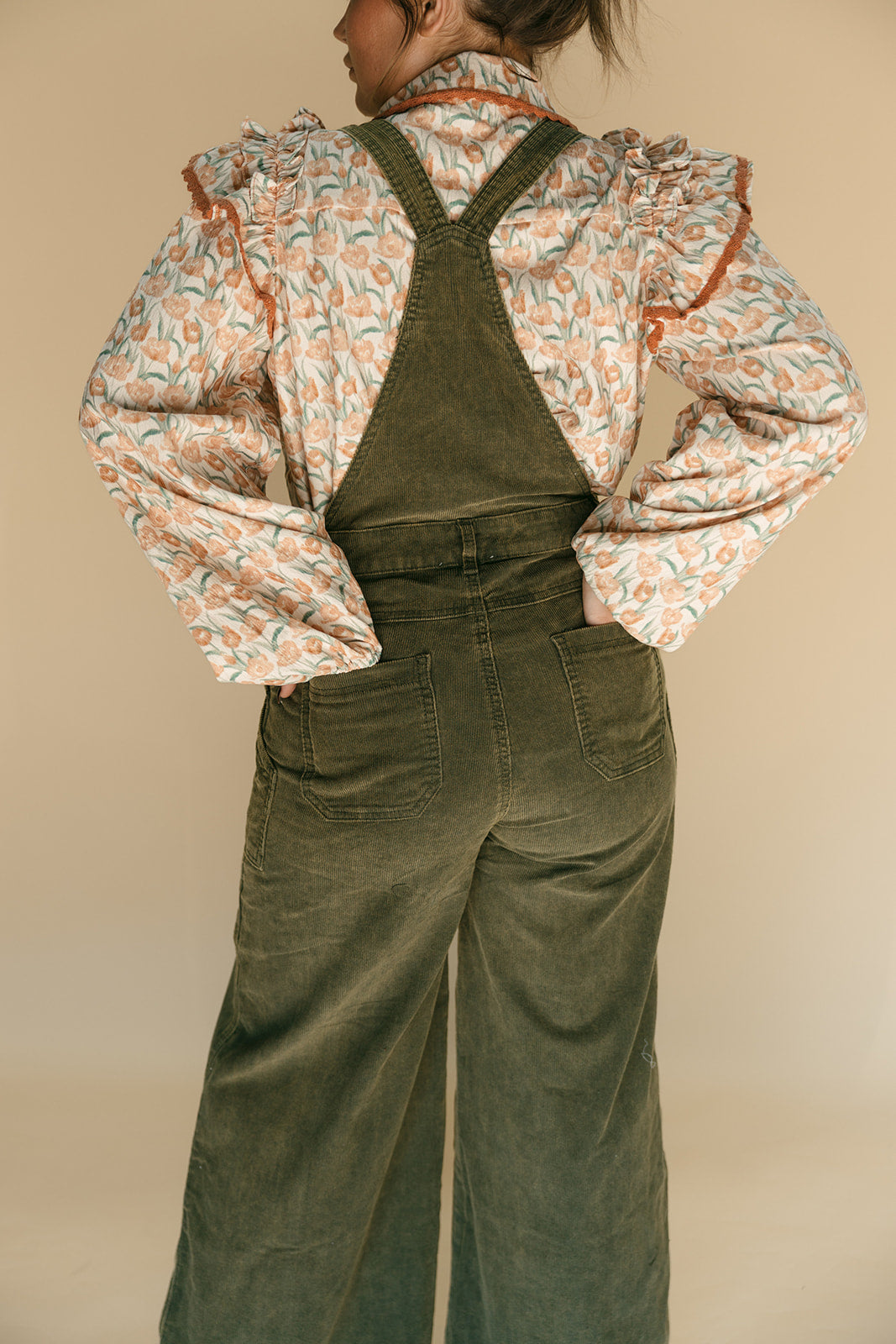 Floral print ruffled blouse