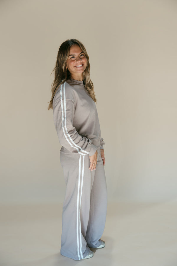 Striped Crewneck Pullover Sweatpants 2pcs Outfit