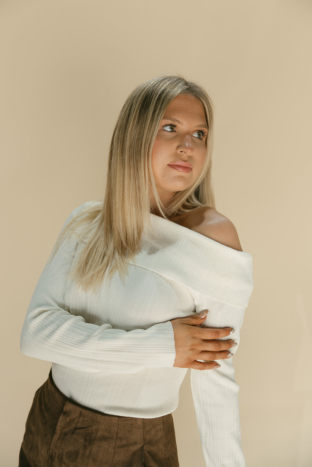 ribbed asymmetric shoulder long sleeve top