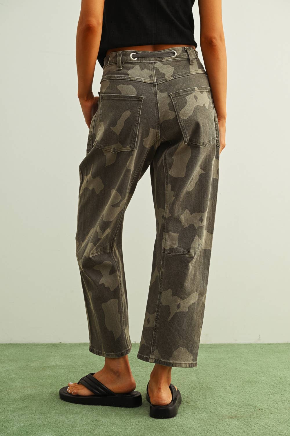 Camouflage Barrel Leg Belt Pants (Miou Muse)