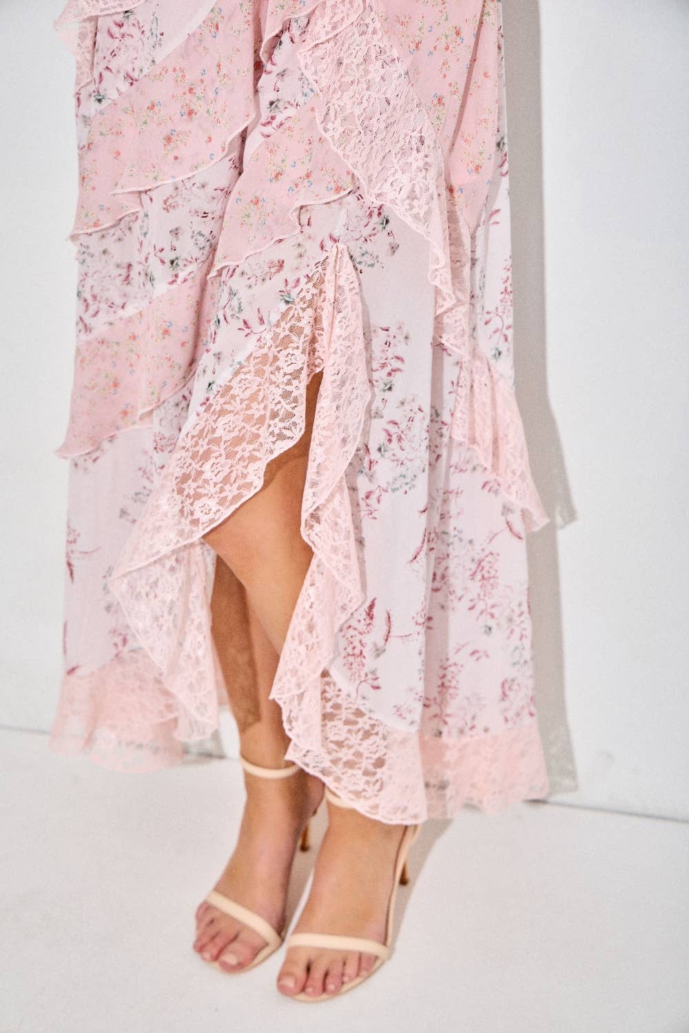 FLORAL RUFFLE TIERED MAXI DRESS