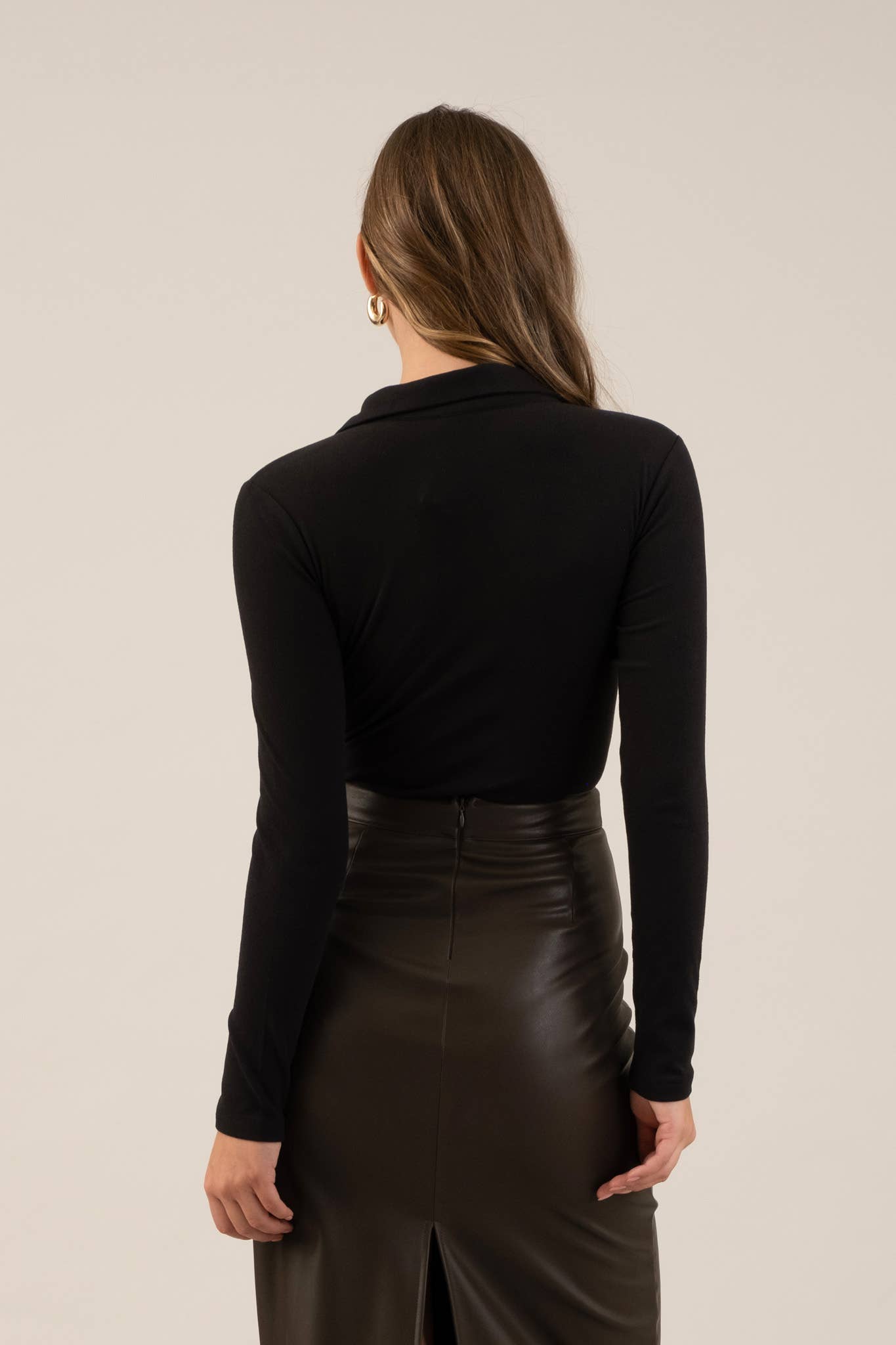 SOLID COLLARED LONG SLEEVE BODYSUIT