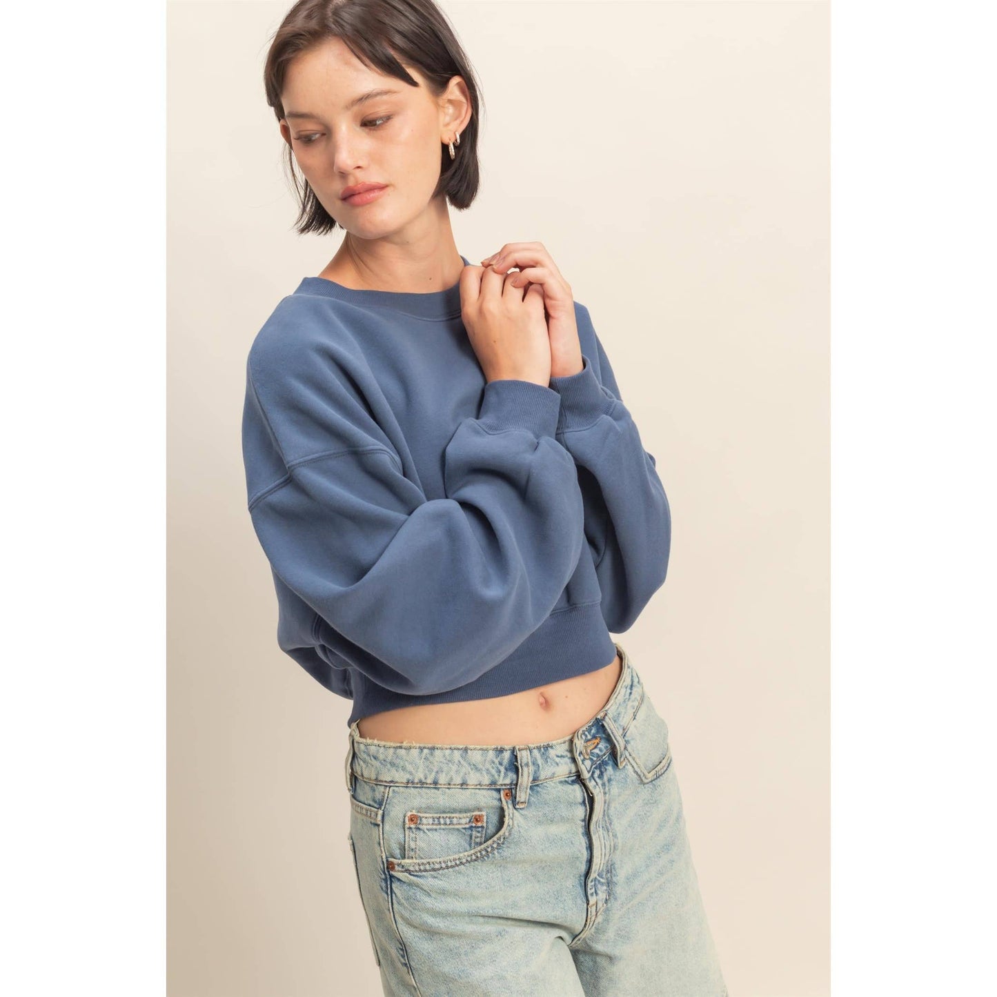 every day long sleeve cropped sweatshirt