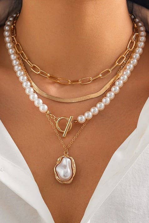 Pearl chain necklace