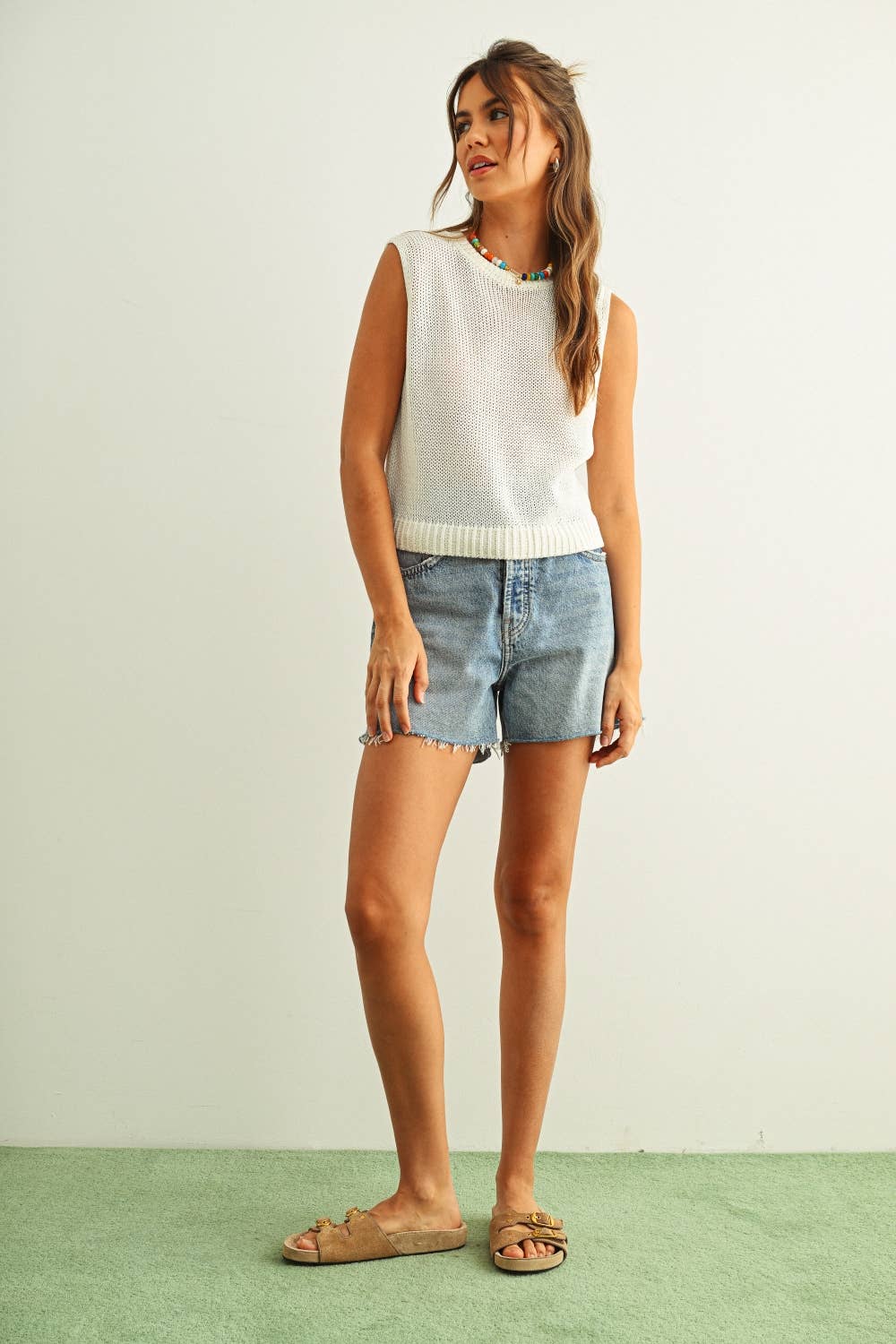 SLEEVELESS KNITTED TOP