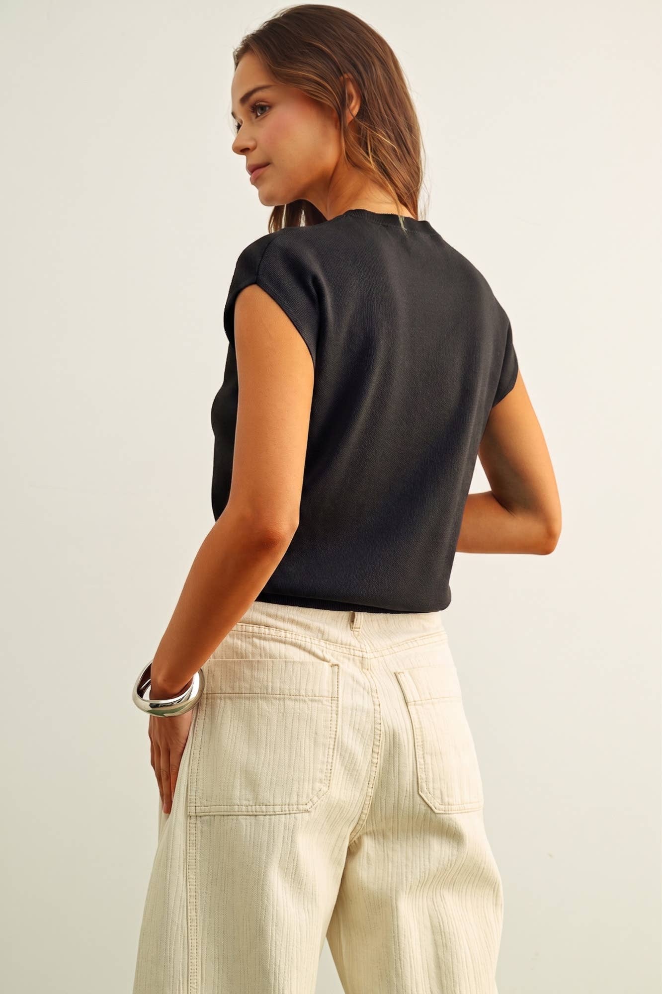 Round Neck Cap Short Sleeve Knit Top